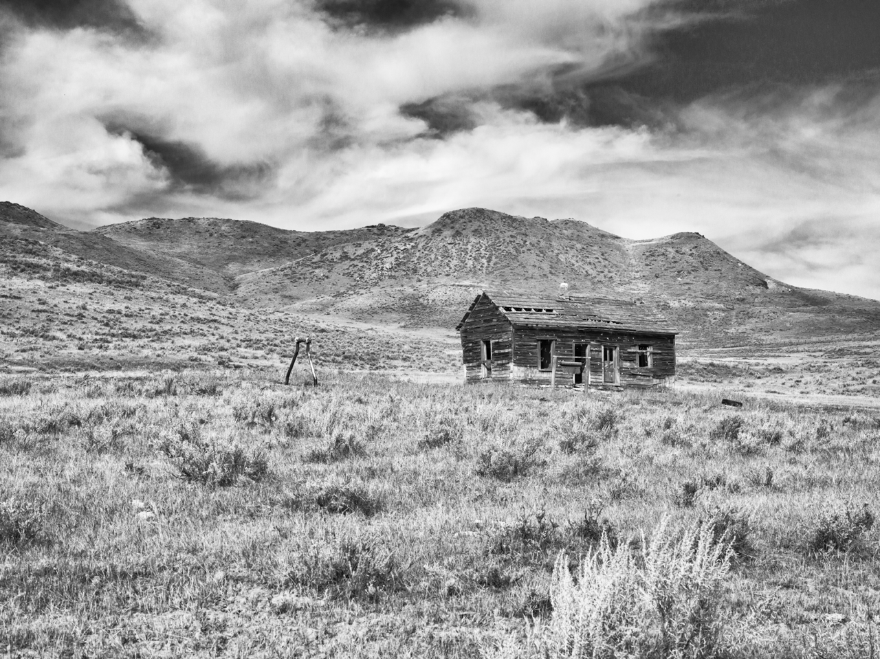 A weathered ranch building in South Dakota